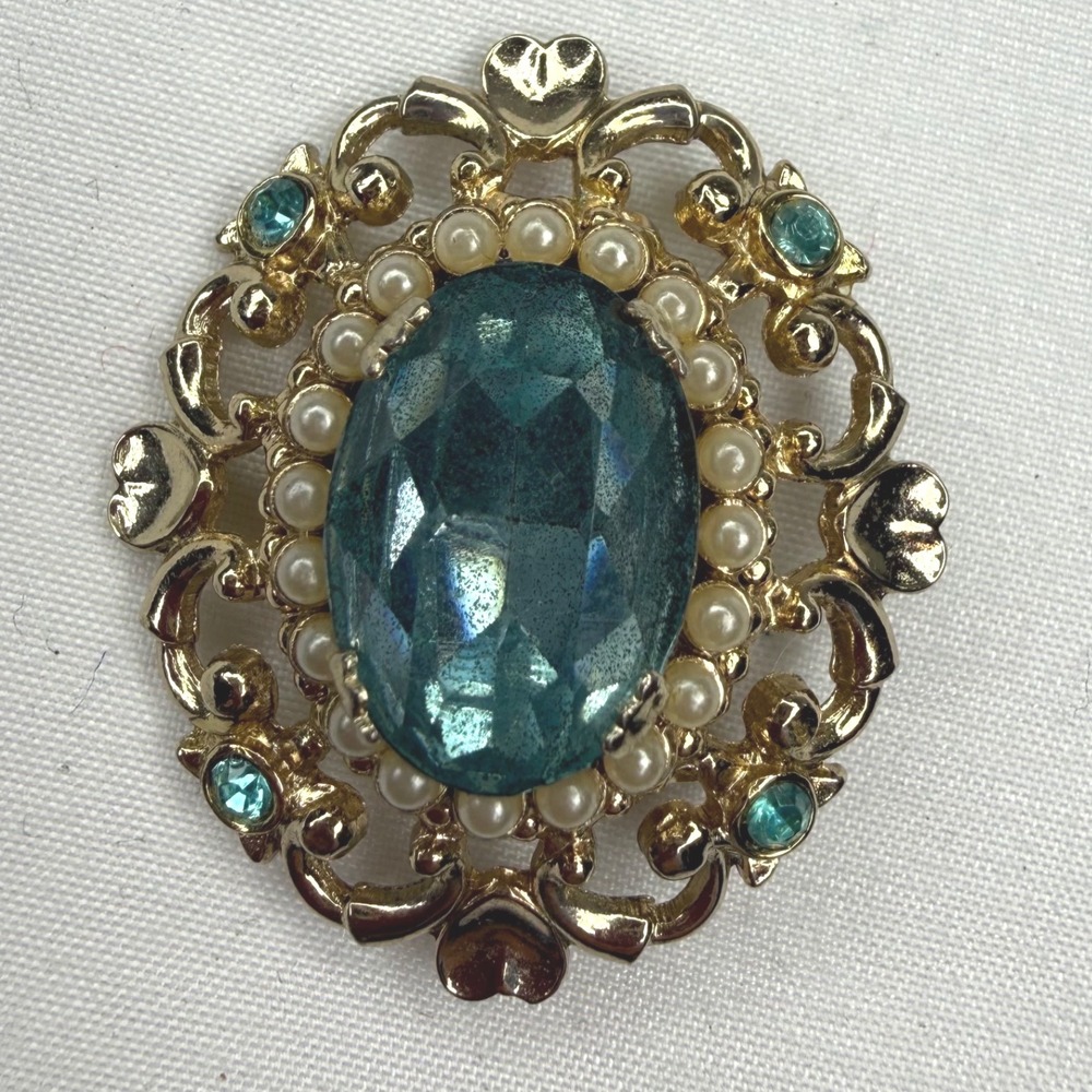Vintage Coro Blue Glass Faux Pearl Gold Tone Heart Scroll Brooch Pin